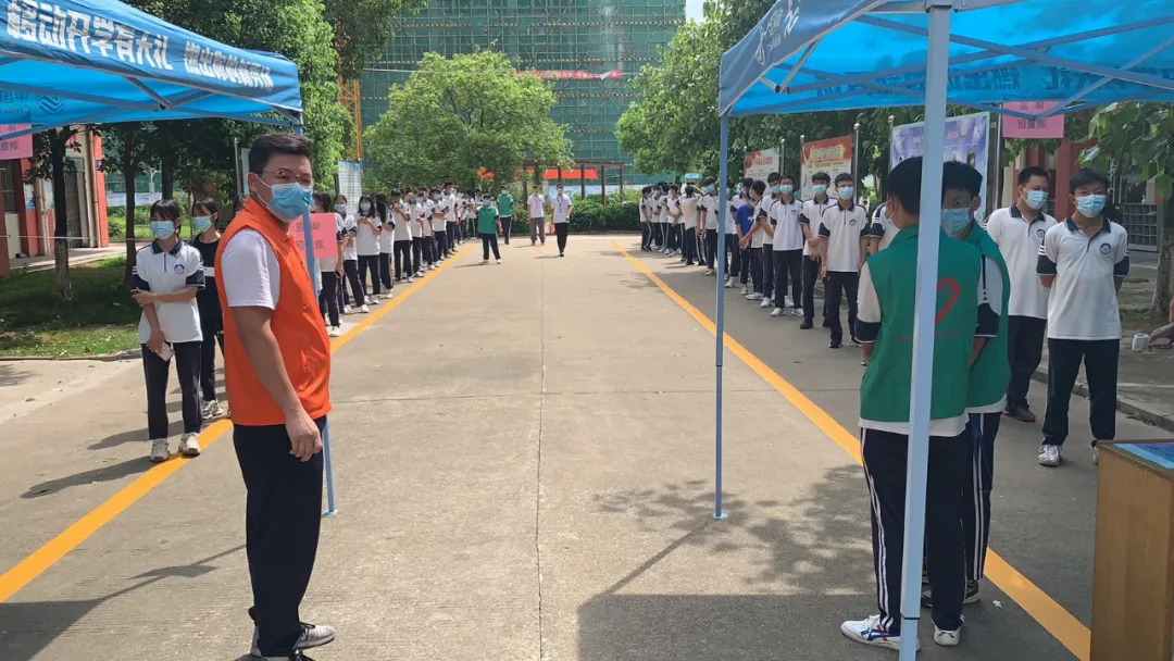 同心抗疫,感恩有您——我校有序完成全体在校师生核酸检测工作